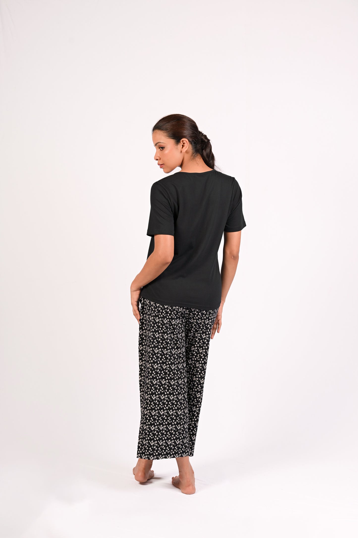 Juliya 3/4 Pant with Tee MN 406 image 1