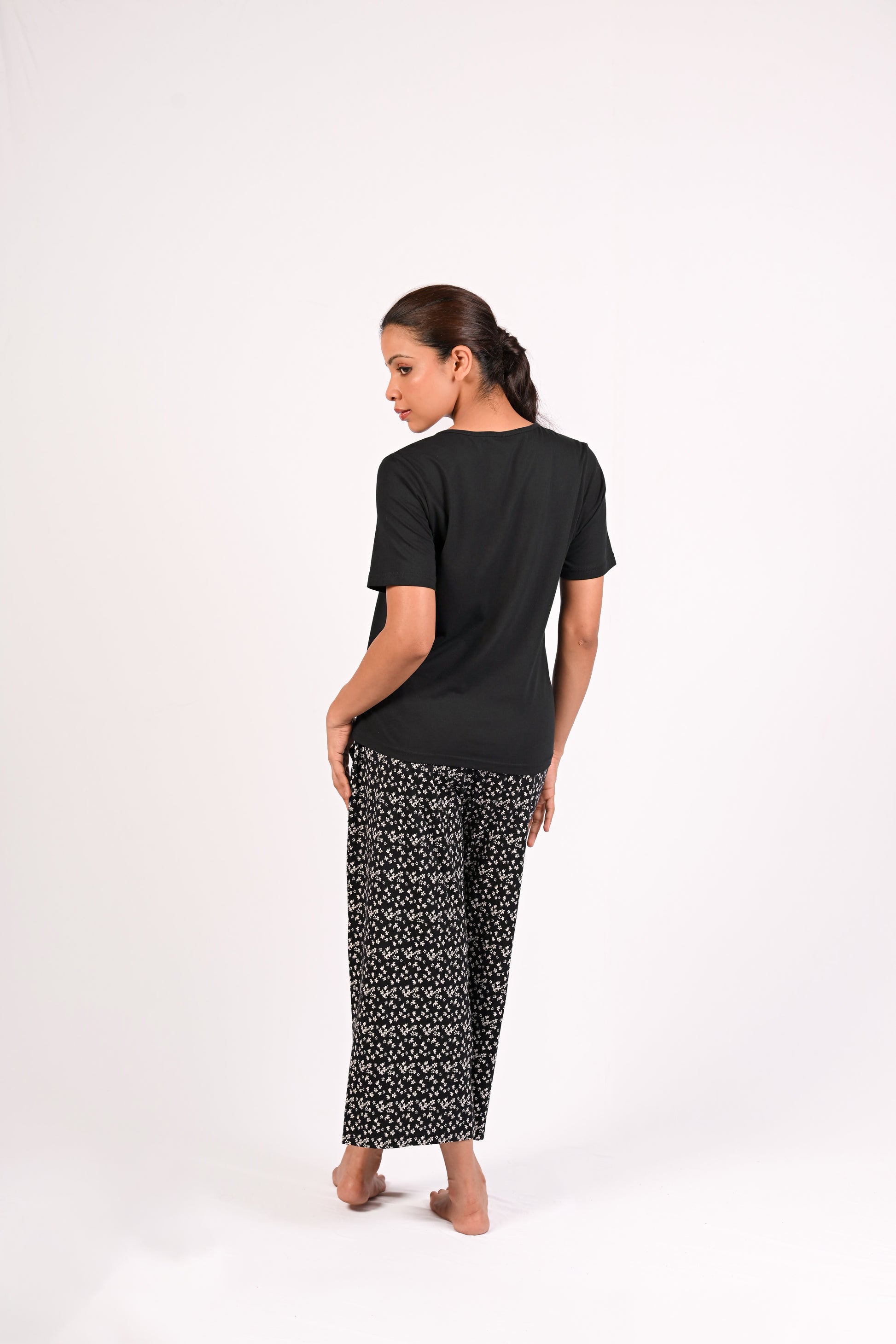 Juliya 3/4 Pant with Tee MN 406 image 1